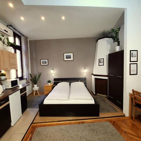 Central Gold Apartment ブダペスト エクステリア 写真