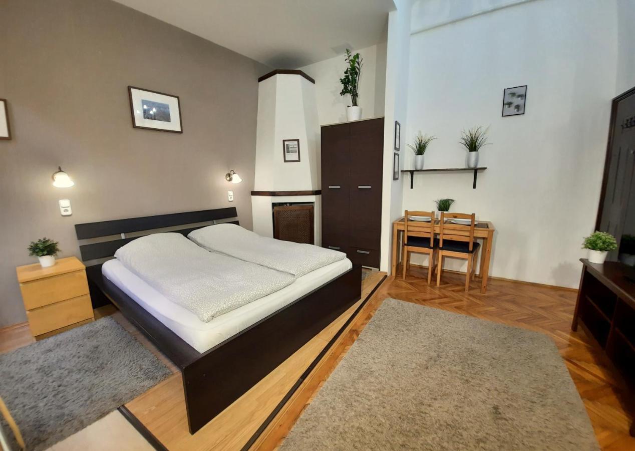 Central Gold Apartment ブダペスト エクステリア 写真