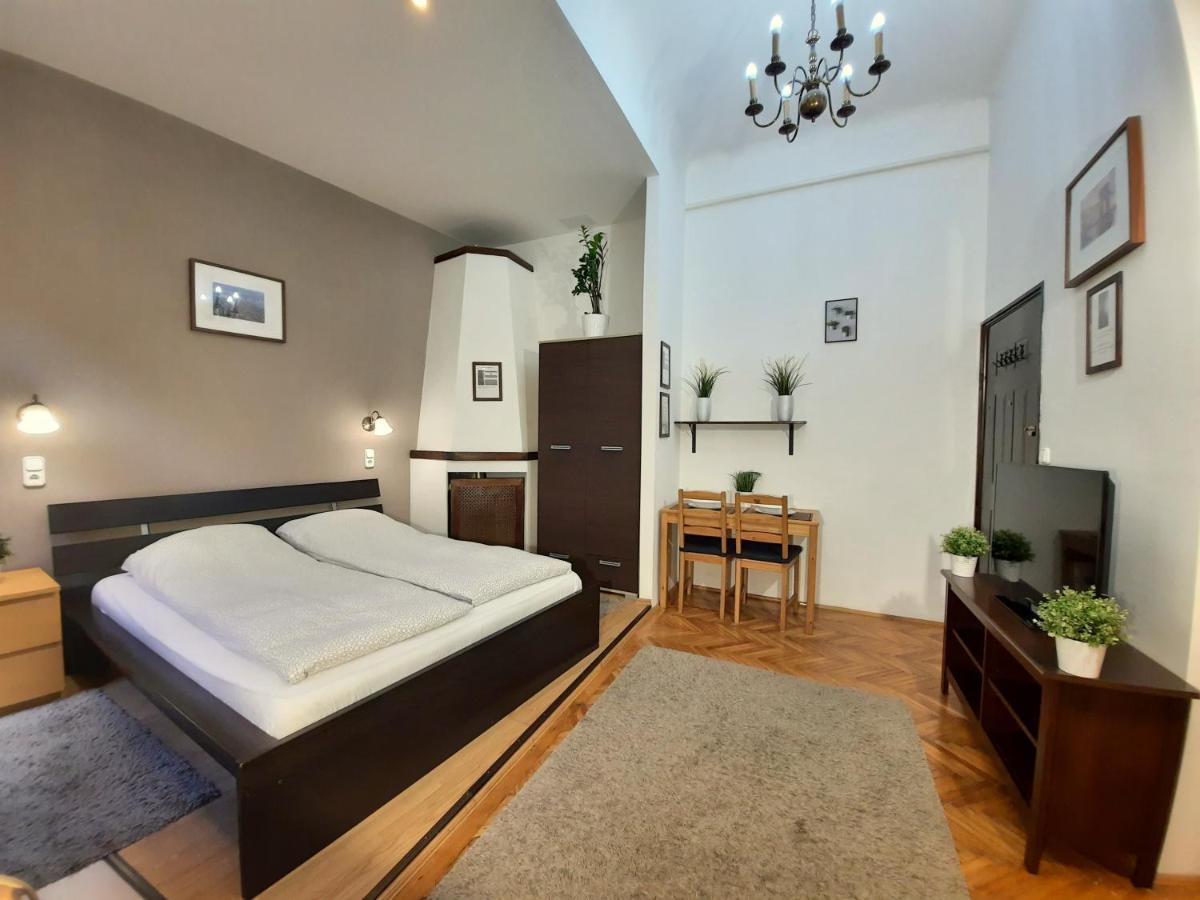 Central Gold Apartment ブダペスト エクステリア 写真